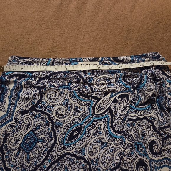 Artisan Ny High Low Skirt in Blue and White Paisley - Picture 6 of 6